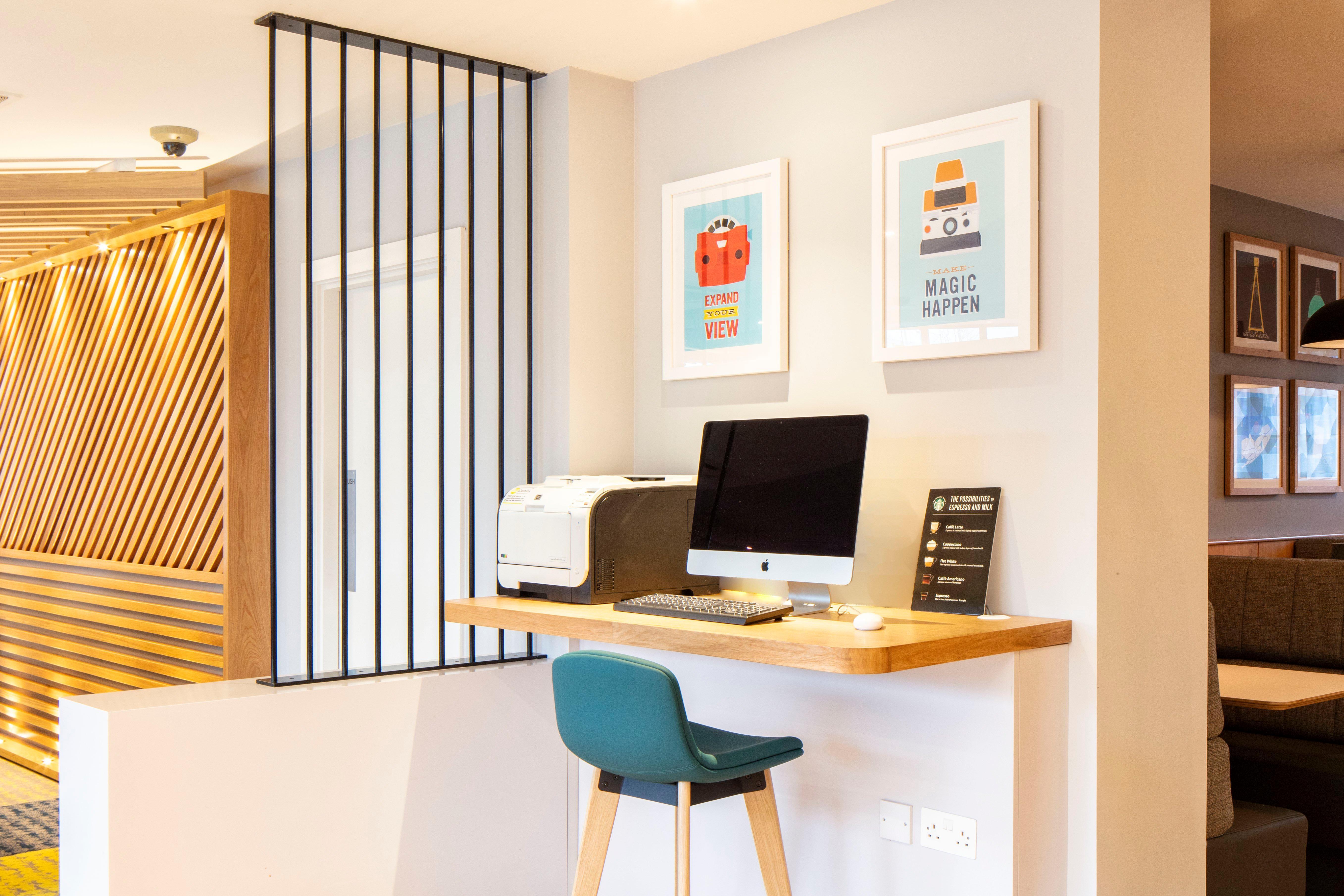 Holiday Inn Belfast By Ihg Esterno foto